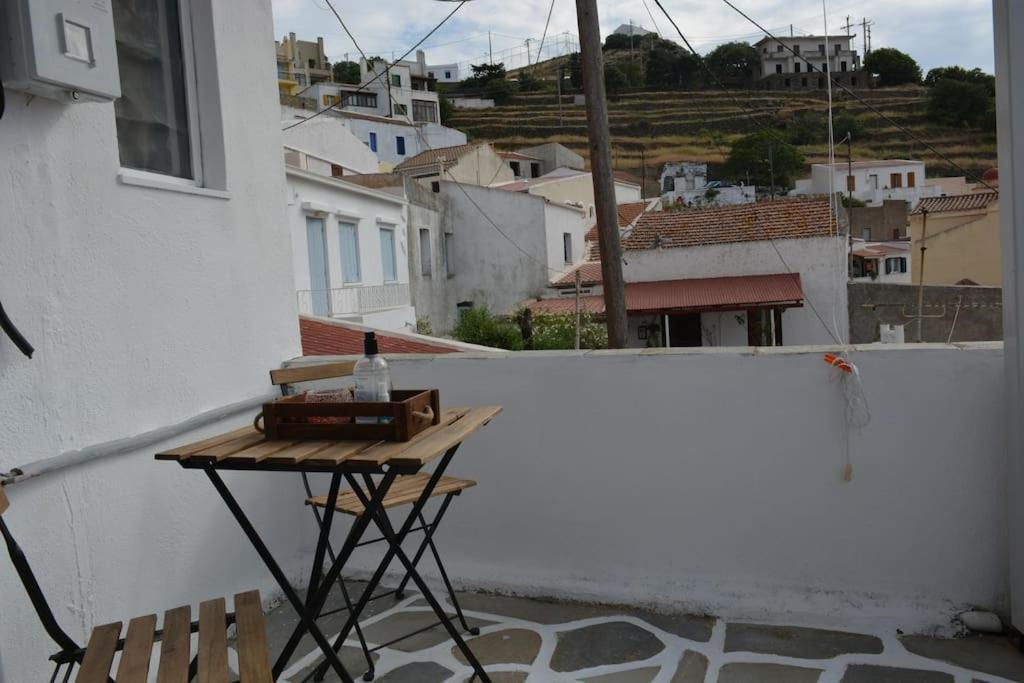 The House Of Grandma Zinios Ioulis Exterior foto